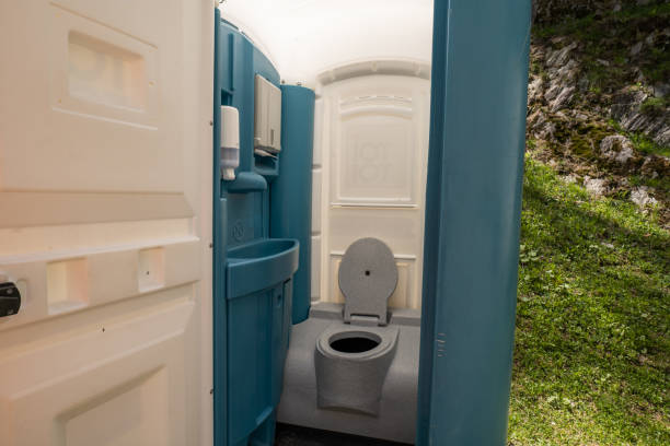 Best Luxury portable toilet rental  in Lawrenceville, VA